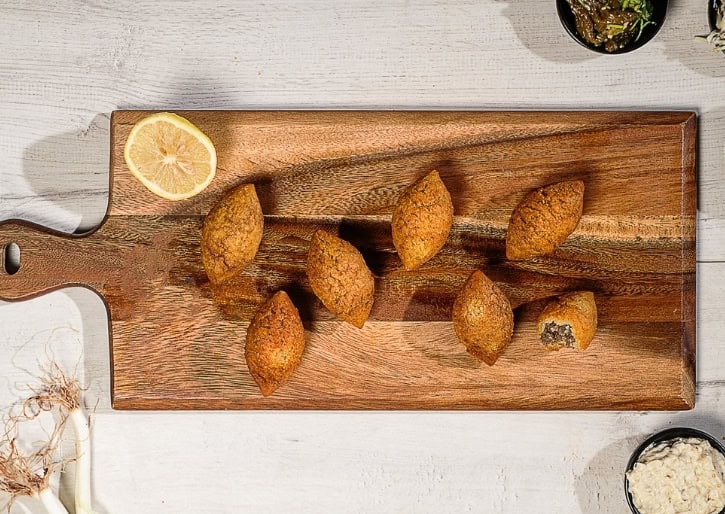 חטיפי קובה מטוגנים במילוי בשר משובח בתיבול מעולה