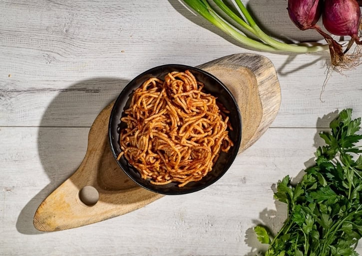 פסטה ברוטב קלאסי של עגבניות מנה לכל אירוע